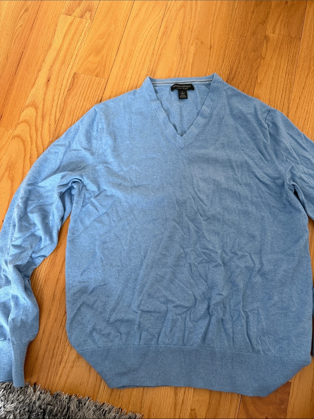 Banana Republic Men’s Sky Blue V-Neck Sweater